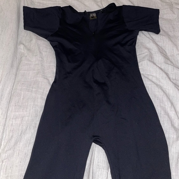 Matte Brand short sleeve bodysuit - Picture 2 of 4